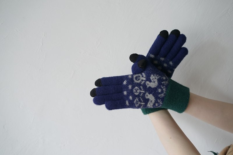 手套 スマホ対応手袋 ふわふわ あったか 小鳥 ネイビー fluffy gloves birds navy - 手套 - 壓克力 藍色