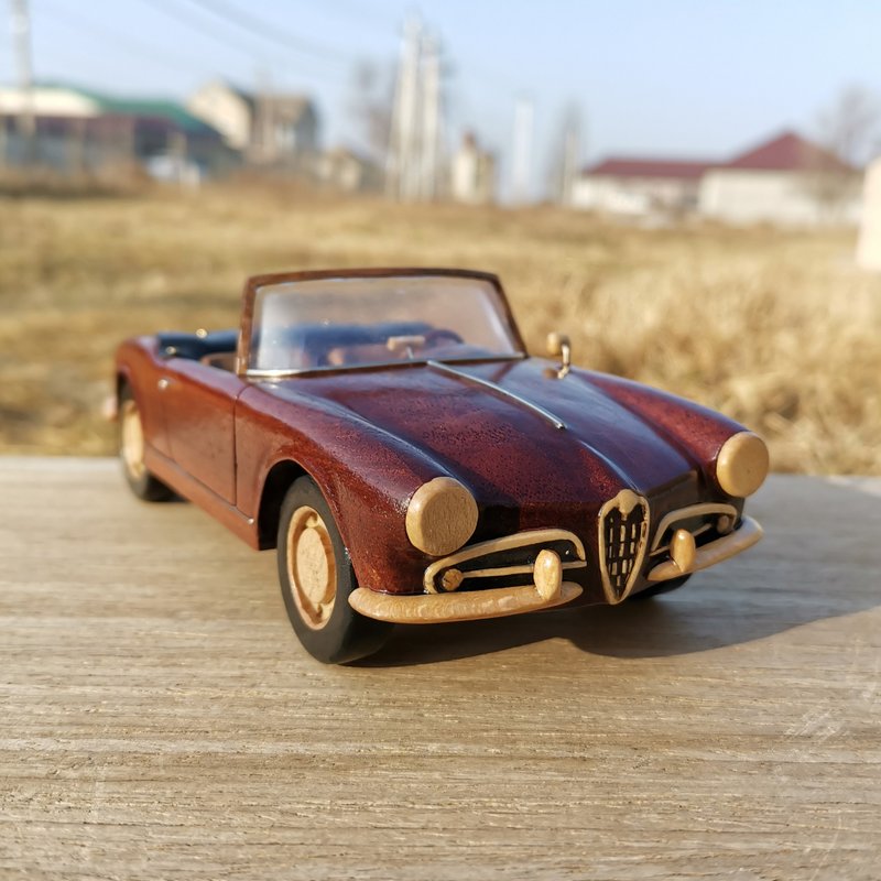 Custom made toy car model Alfa Romeo Giulietta Spider - Items for Display - Wood 