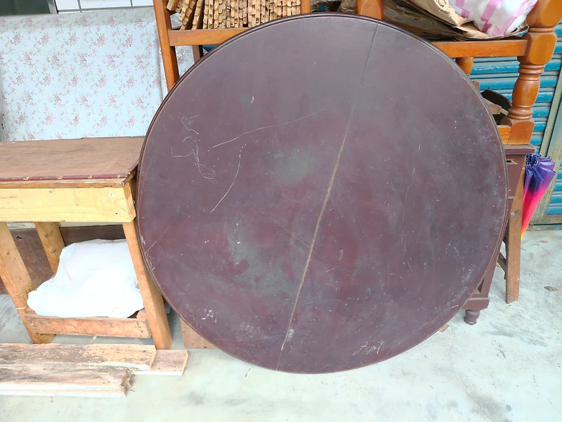Taiwan's black Stone big round table has two plates that are strong and old, no table legs are limited, self-collection, low price starting - โต๊ะอาหาร - ไม้ 