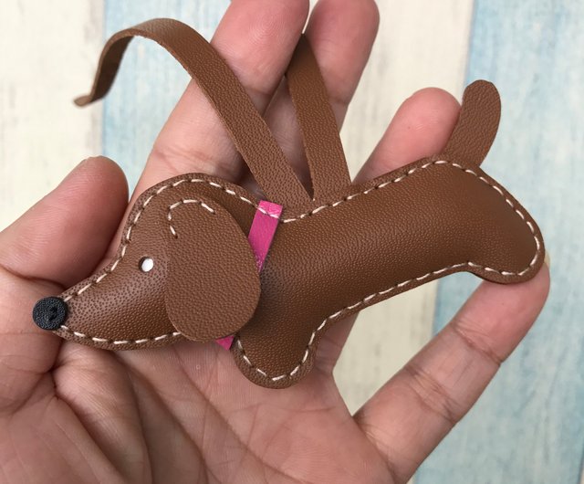 Healing small things brown cute dachshund dog hand-stitched leather  keychain small size