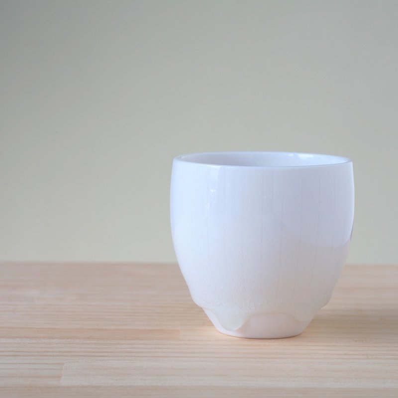 White porcelain cup, Pottery, Ceramic - แก้ว - เครื่องลายคราม ขาว