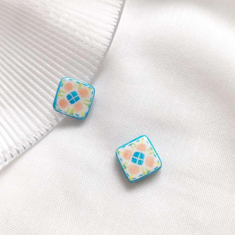 Cute retro small tiles/flower window series-handmade/hand-painted earrings - Earrings & Clip-ons - Other Materials Multicolor