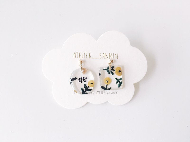 White Flower Studio Series - Plant Painting Exhibition Hand-painted Dangle Handmade Earrings Ear/Ear clip - ต่างหู - วัสดุอื่นๆ สีเขียว