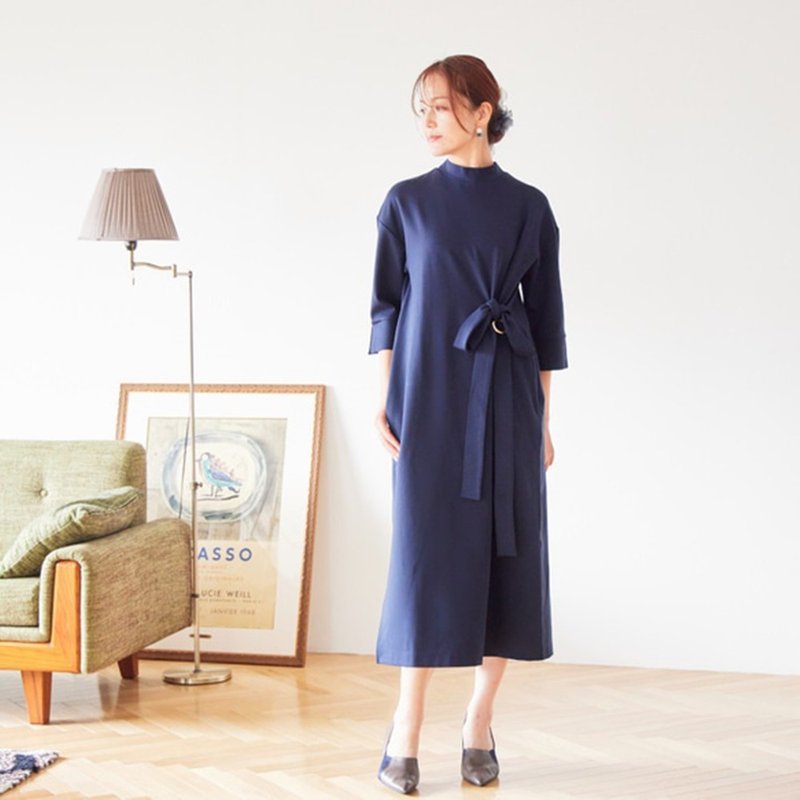 リボンで七変化　毎日が楽しくなる万能ワンピース| ネイビー - 裙子/長裙 - 其他材質 藍色