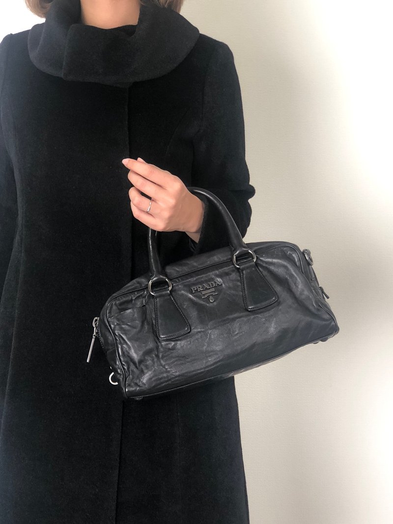 【 日本直送　名牌中古包 】PRADA プラダ ハンドバッグ ブラック ロゴ レザー ミニボストン vintage ヴィンテージ オールド 2ces57 - 手提包/手提袋 - 真皮 黑色