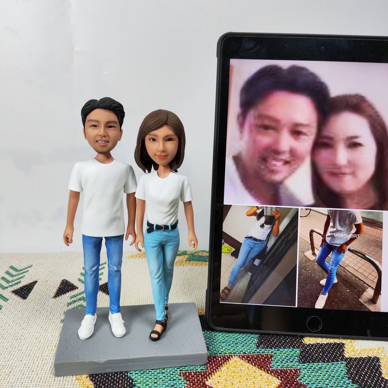 客制化人物公仔 結婚 周年紀念 禮物 訂制 3D人偶 人像畫 似顏繪 - 公仔/玩偶 - 黏土 多色