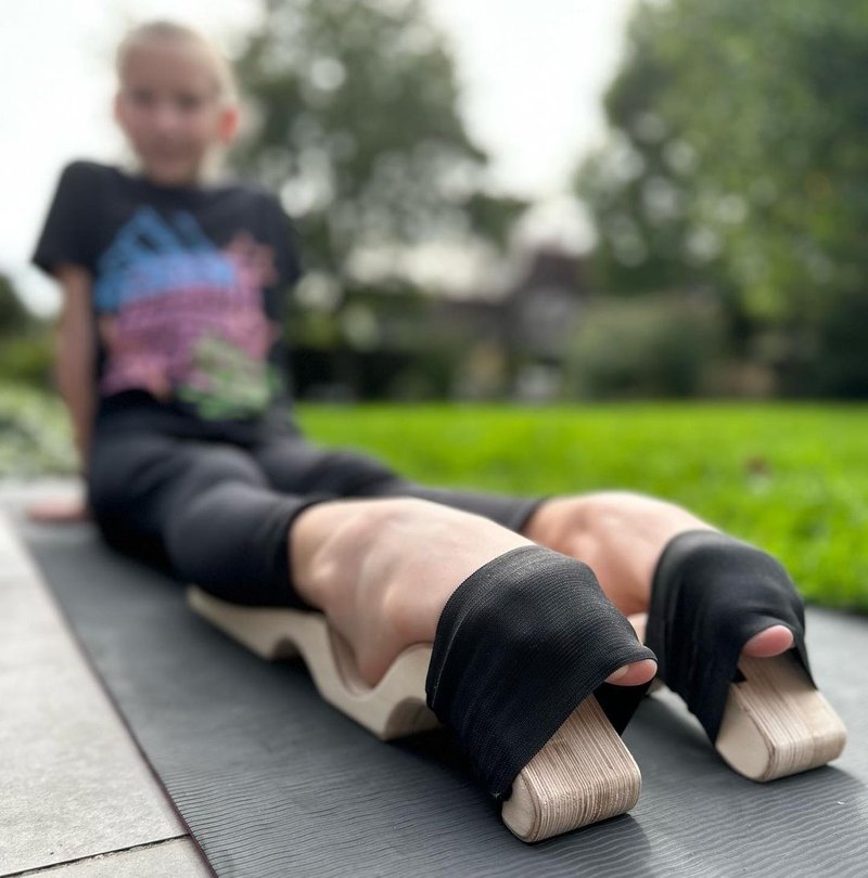 Foot stretcher, Ballerina gift, Fitness equipment, Ballet foot stretcher - 運動配件 - 木頭 透明