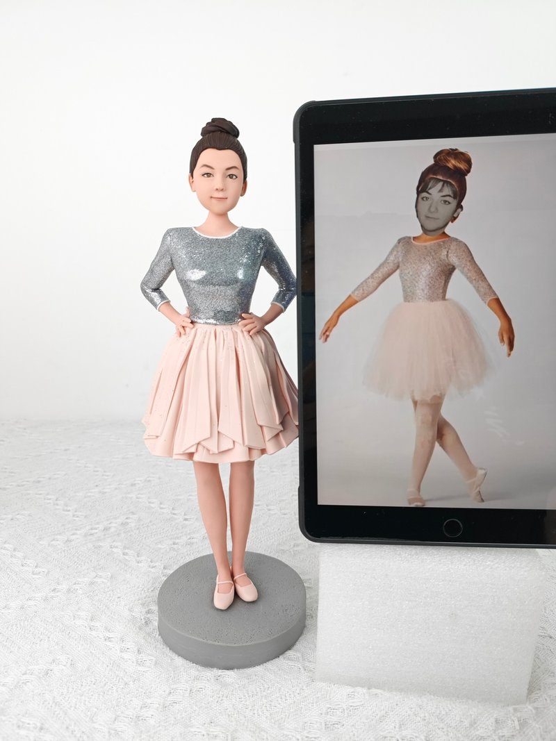 客制化人物公仔 人偶 3D人像畫 似顏繪 肖像 定制 生日 紀念 禮物 - 公仔/玩偶 - 黏土 多色