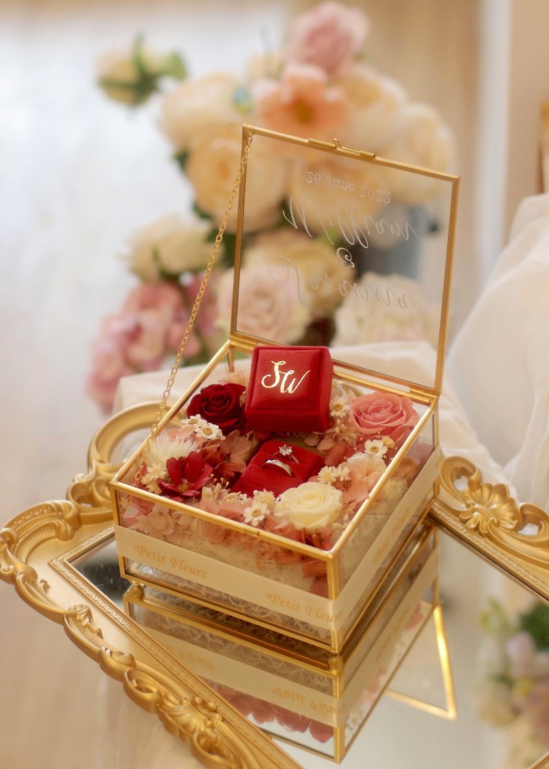 【結婚禮物】客製化 結婚對戒盒 求婚 燙金 不凋花盒 永生花盒 - 擺飾/家飾品 - 其他材質 紅色