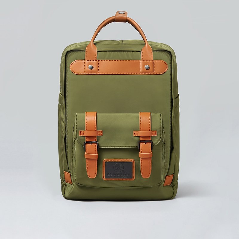 Gaston Luga Biten 15" Classic Backpack Olive/Coffee Brown - กระเป๋าเป้สะพายหลัง - เส้นใยสังเคราะห์ สีเขียว