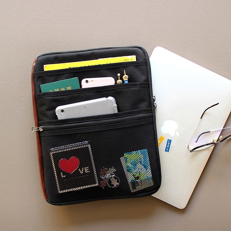 All purpose pockets bag(13.5'' Laptop OK)-Black_100443-00 - กระเป๋าแล็ปท็อป - วัสดุกันนำ้ สีดำ
