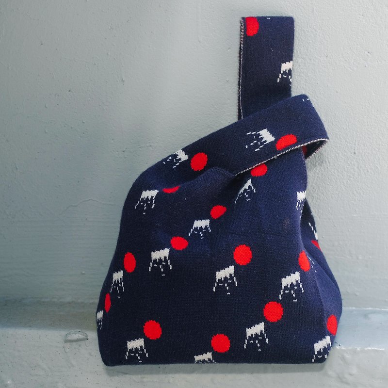 Spot- BAG Mount Fuji knitted bag - กระเป๋าถือ - ผ้าฝ้าย/ผ้าลินิน สีน้ำเงิน