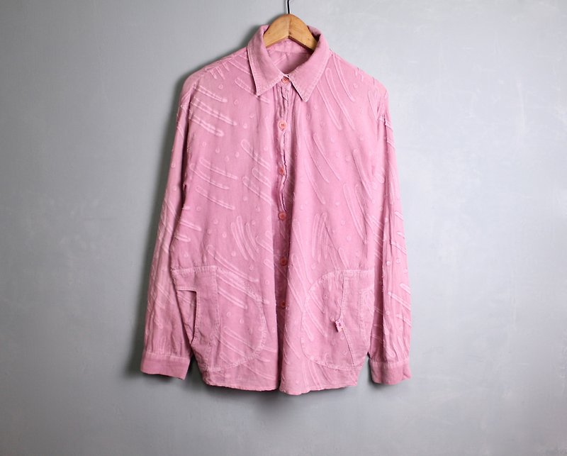FOAK vintage peach pink three-dimensional pearl vermicelli shirt - Women's Shirts - Cotton & Hemp 