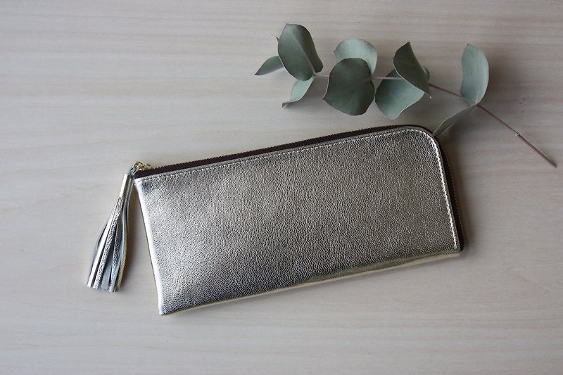 Slim long wallet in goat leather light gold - กระเป๋าสตางค์ - หนังแท้ สีทอง