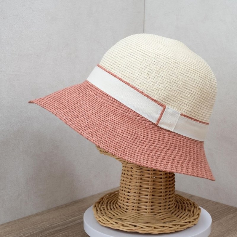 [Made in Taiwan] European-style simple lady hat, off-white rose pink paper braided hat, washable - Hats & Caps - Paper Pink