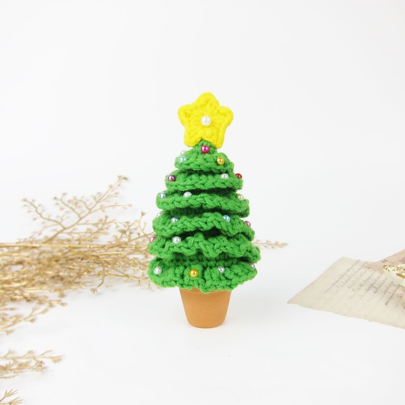 【Christmas】Handmade woolen Christmas tree home decorations - ของวางตกแต่ง - ไฟเบอร์อื่นๆ สีเขียว