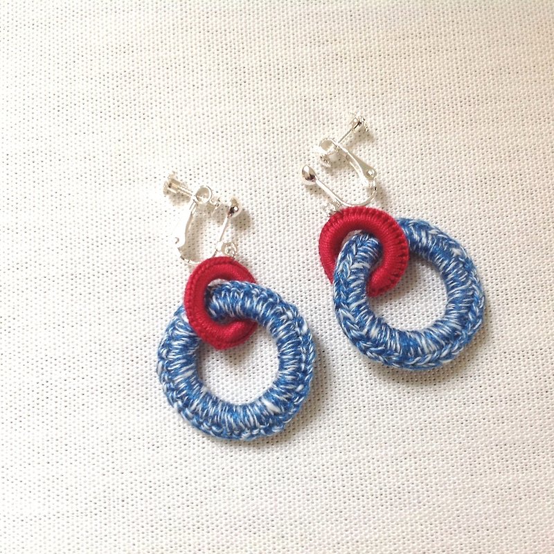 Boucles d'oreilles deux ronds red × blue tweed - Earrings & Clip-ons - Cotton & Hemp Red