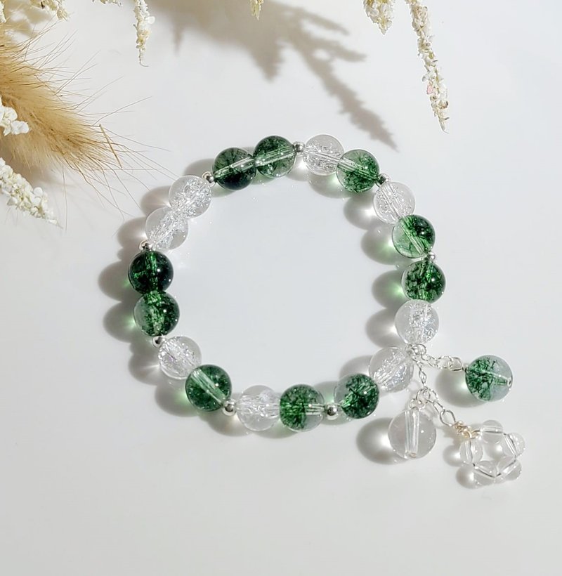 Shiny and fresh-natural green ghost/popped white crystal bracelet - Bracelets - Crystal 
