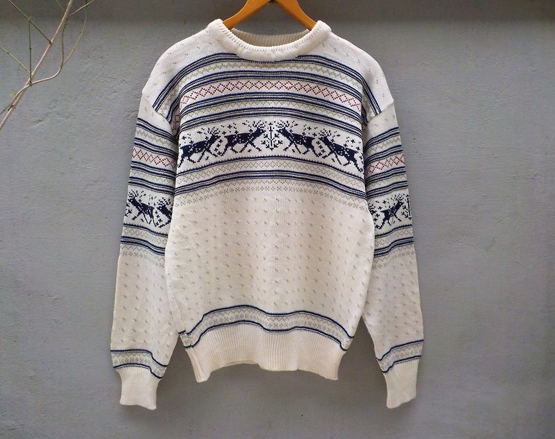 FOAK vintage country snow elk knitted sweaters - Women's Sweaters - Other Materials White
