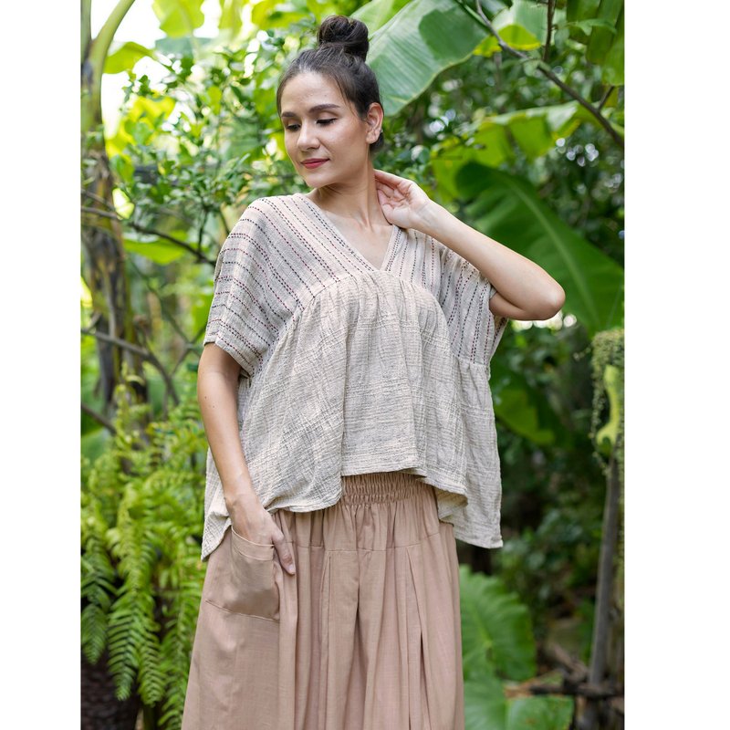 波希米亞風亞麻棉寬鬆廓形短版上衣，V領設計，波希米亞風格，自然色 - 女裝上衣 - 棉．麻 卡其色
