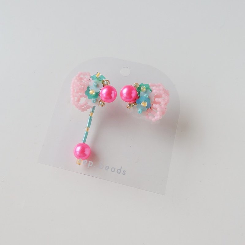 Kuro Magic Wand Bright Peach Earrings/Ear Needles/ Clip-On/Clip-On/Earrings - ต่างหู - วัสดุอื่นๆ สึชมพู