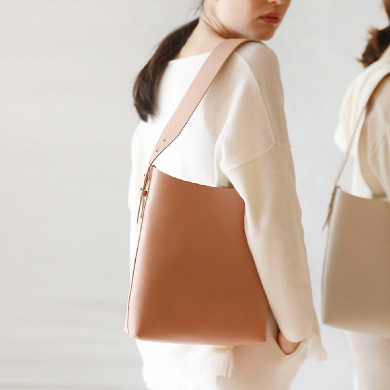 Simple shoulder tote bag retro leather handbag - Messenger Bags & Sling Bags - Genuine Leather 