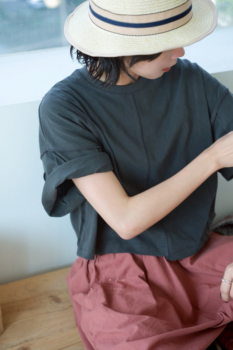 穿反了棉質短版TEE - 3色 - 穿反灰 - 女 T 恤 - 棉．麻 灰色