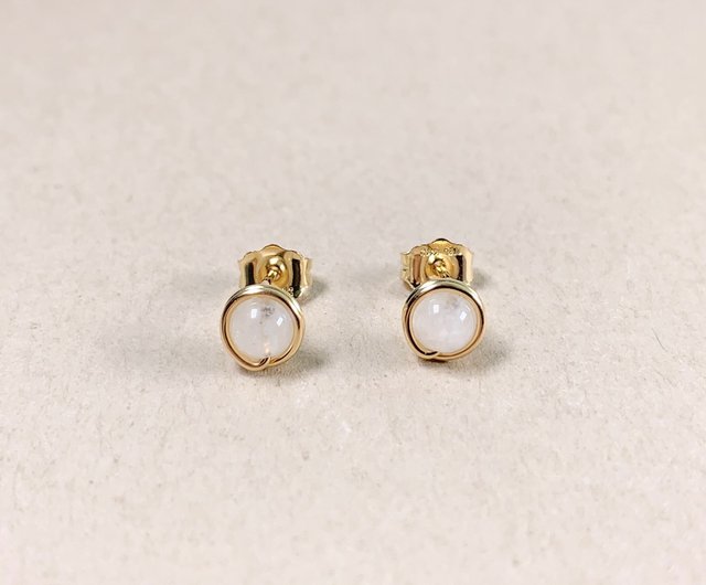 Soli【6月誕生石】ムーンストーンピアス / 14KGF / 925スターリング