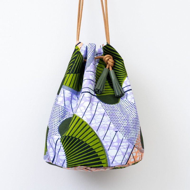 コットン・麻 トート・ハンドバッグ グリーン - オランダワックスプリント　バスケットバッグ　Urban Camouflage