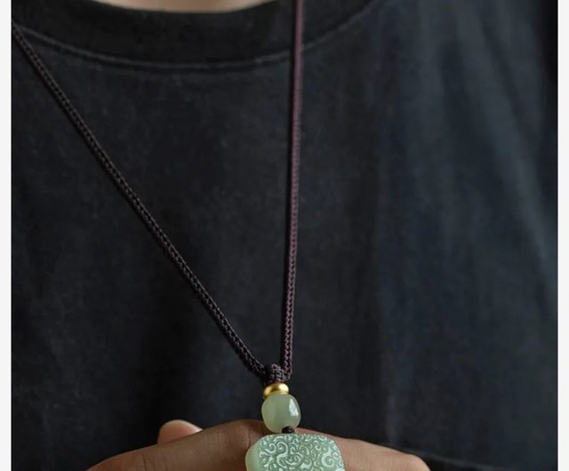 847 現品 k18金 天然 陽緑 本翡翠 ネックレス みろくぼさつ