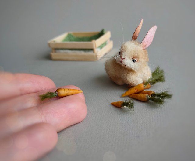 Dollhouse Miniature Bunny Rabbits Set of 3 1:12 Scale Pet Black