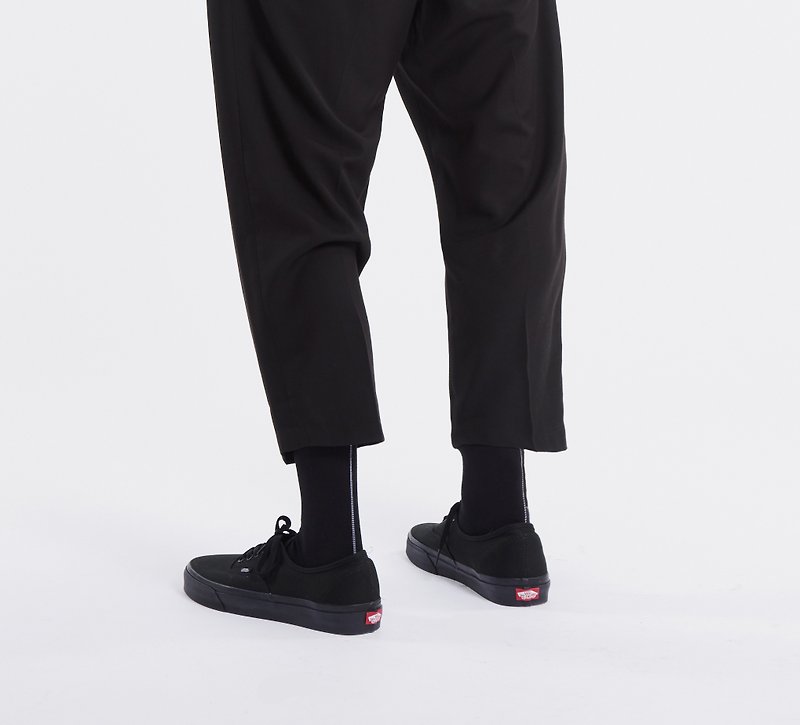 TRAN ✖️ UGLY SYMPTOM Ninja socks (black) - อื่นๆ - ผ้าฝ้าย/ผ้าลินิน สีดำ