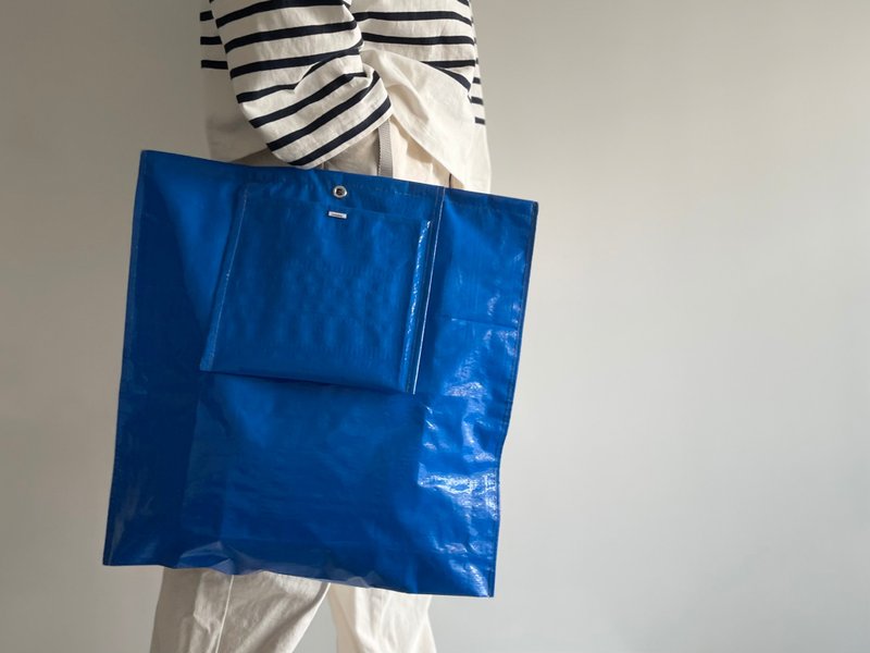 超軽量・撥水ポリエチレン素材 DAILYトートバッグ / blue - 手提包/手提袋 - 其他人造纖維 藍色
