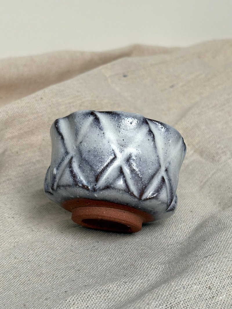 陶作家 - 白萩刻紋小杯 茶杯 - 茶壺/茶杯/茶具 - 陶 