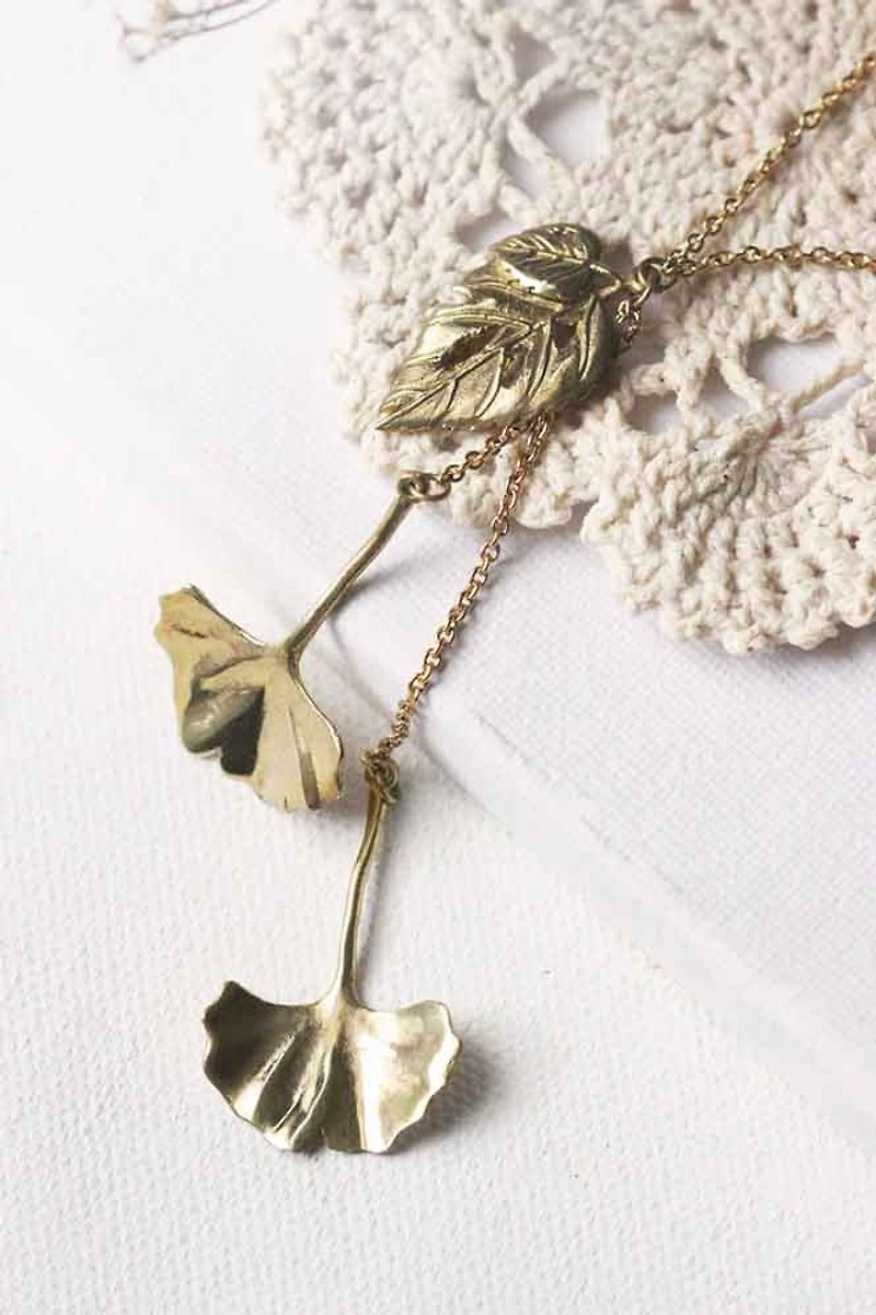 Gloden Leaves Necklace by linen. - Necklaces - Other Metals 