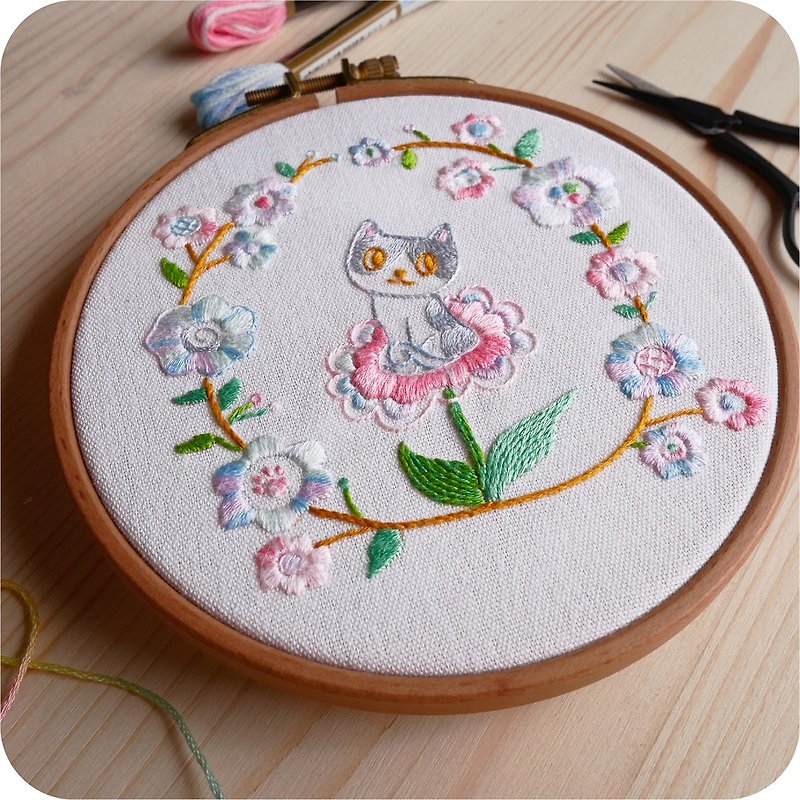 Basic embroidery material. Cat’s little seeds always accompany you. Suitable for novice cats. Attached is a teaching video. - Knitting, Embroidery, Felted Wool & Sewing - Cotton & Hemp 