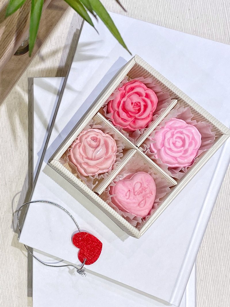 Valentine's Day rose love bubble bath bar gift box - Travel Kits & Cases - Other Materials Pink