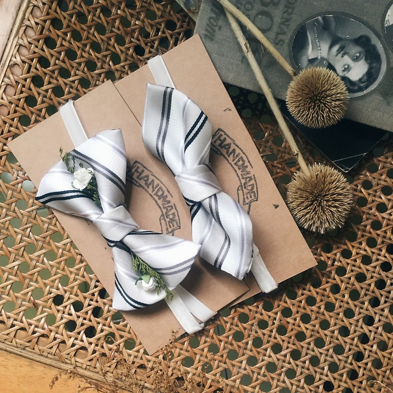 結婚畢業禮物- 古董布花領帶改製手工領結-銀白-寬版 - 煲呔 - 絲．絹 白色