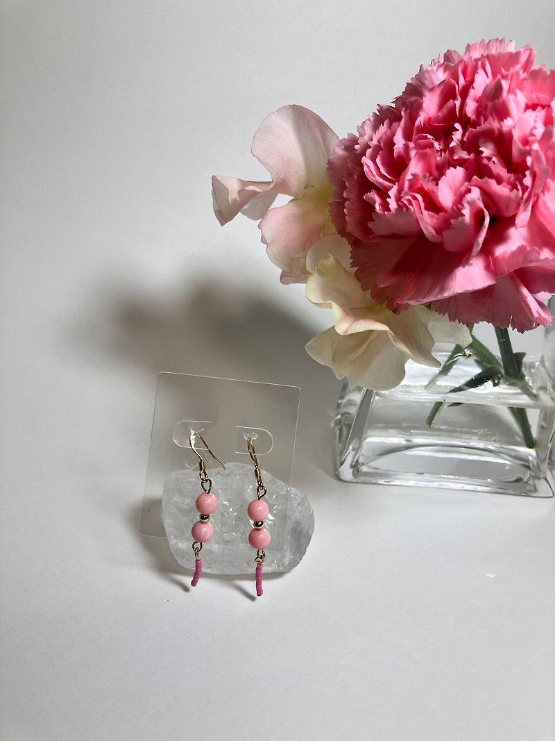 Spring-like pink coral bead parts Clip-On - Earrings & Clip-ons - Other Materials Pink