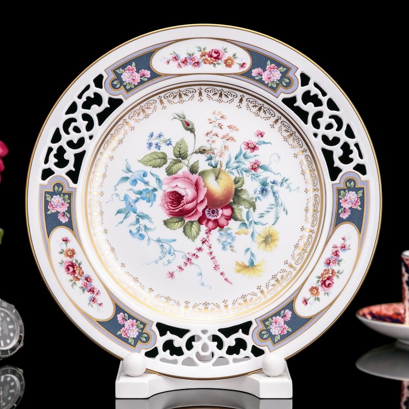 英國製斯波德Spode 200週年慶豐饒盛世鏤空雕花限量收藏骨瓷盤 - 擺飾/家飾品 - 瓷 