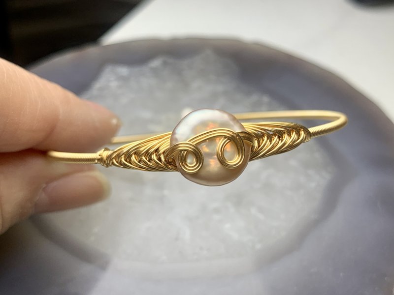 【莫名奇妙雜貨店】天然淡水珍珠巴洛克設計手環 - 手鍊/手環 - 珍珠 白色