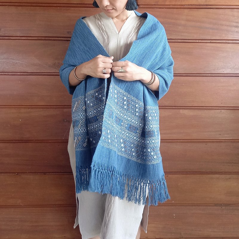 Thai hand-woven shawl / one-of-a-kind / indigo dyeing x gray (white / Brown) / plant dyeing / Karen / cotton