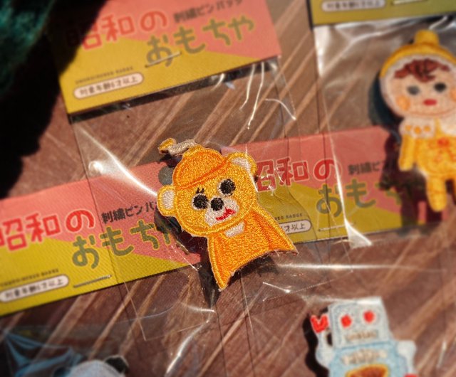 刺繍ワッペン・ピンバッジ | 昭和のおもちゃ-きょろちゃん