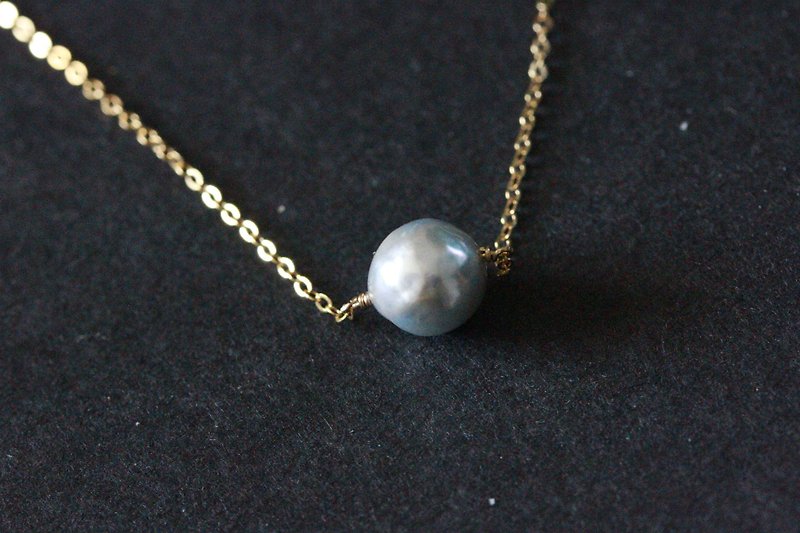 バロックシルバーパール 一粒ネックレス Silver pearl necklace
