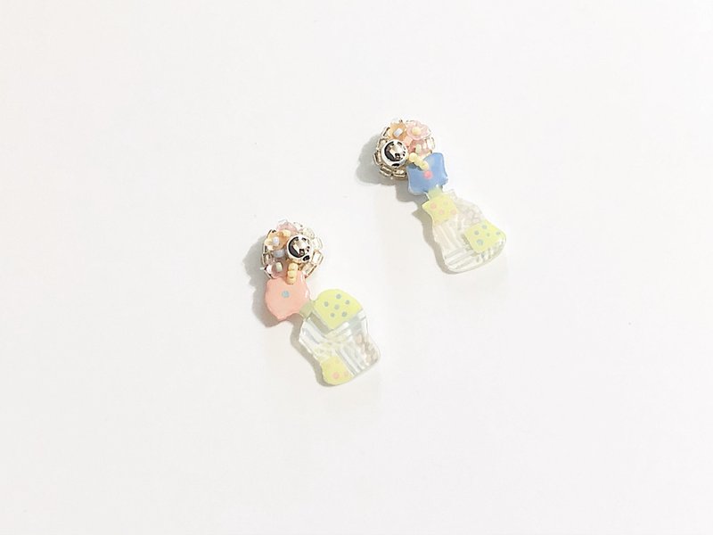 Mengmeng Early Autumn Series-Floral Handmade Earrings on the Dining Table - ต่างหู - วัสดุอื่นๆ 