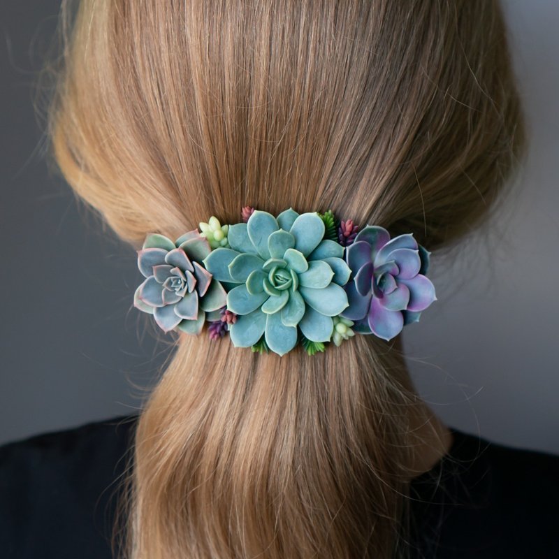 Hair barrette with three large succulents - 髮圈/髮夾 - 其他材質 