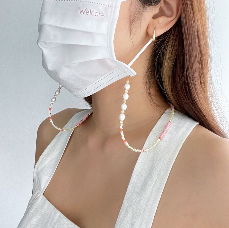 Mask chain in bright yellow for summer - 口罩繩, 口罩鏈, 眼鏡繩 - 手機掛繩/背帶 - 珍珠 黃色
