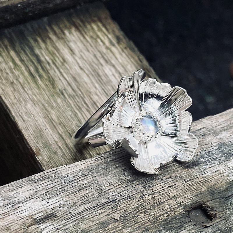 Sterling Silver Moonstone Apricot Blossom Ring S334