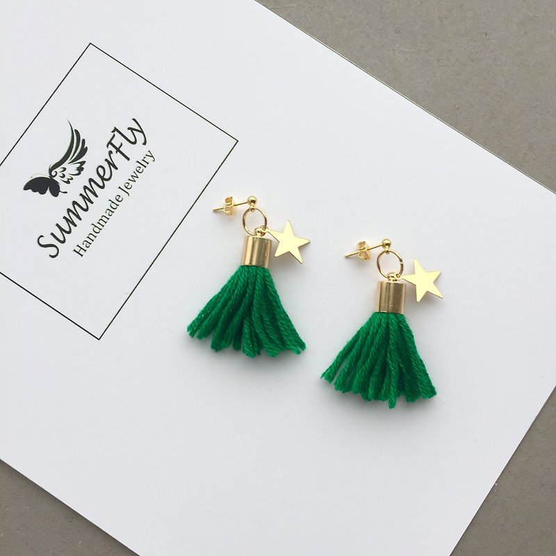 Ear clip-on can be changed! ❤️ Christmas green! Tassels stars! Golden Ear Stud Earring wool bell birthday gift holiday gift exchange minimalist - ต่างหู - ขนแกะ สีเขียว