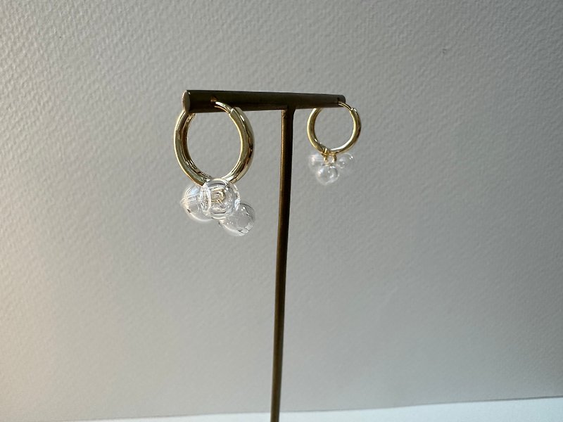 glass fruit hoop earrings - ต่างหู - แก้ว สีใส
